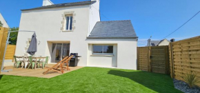 Jolie maison entièrement rénovée proche du bourg et des plages
